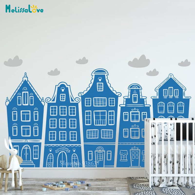 Scandinavian Houses & Clouds D - Baby Nursery Wallpaper avaliação e preço